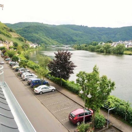 Mosel Ausblick Apartment Zell an der Mosel Luaran gambar