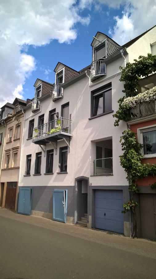 Mosel Ausblick Apartment Zell an der Mosel Luaran gambar